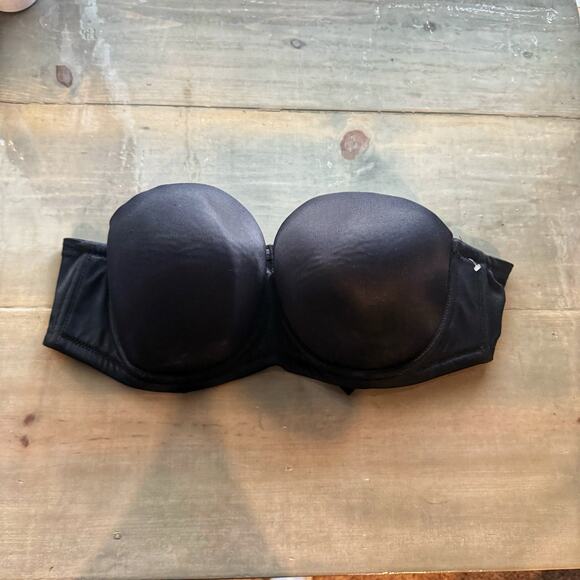 avenue body Other - Avenue Body Black Vintage Strapless Bra Sz 44C NWT